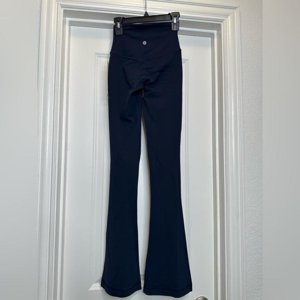 Lululemon Align High Rise Mini Flare Pant NEW With Tags in Navy Blue‎ Size 0